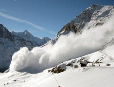 Τρεις νεκροί από χιονοστιβάδα στις γαλλικές Άλπεις